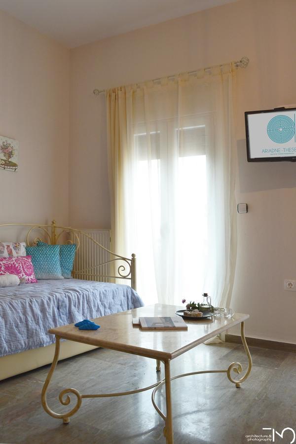 Ariadne & Theseus Apartments Naxos City 外观 照片